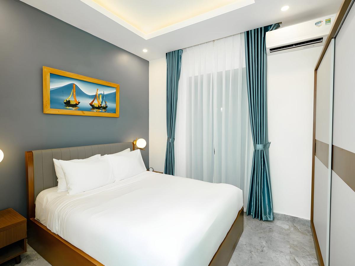 Full 2 Bed Penthouse 1